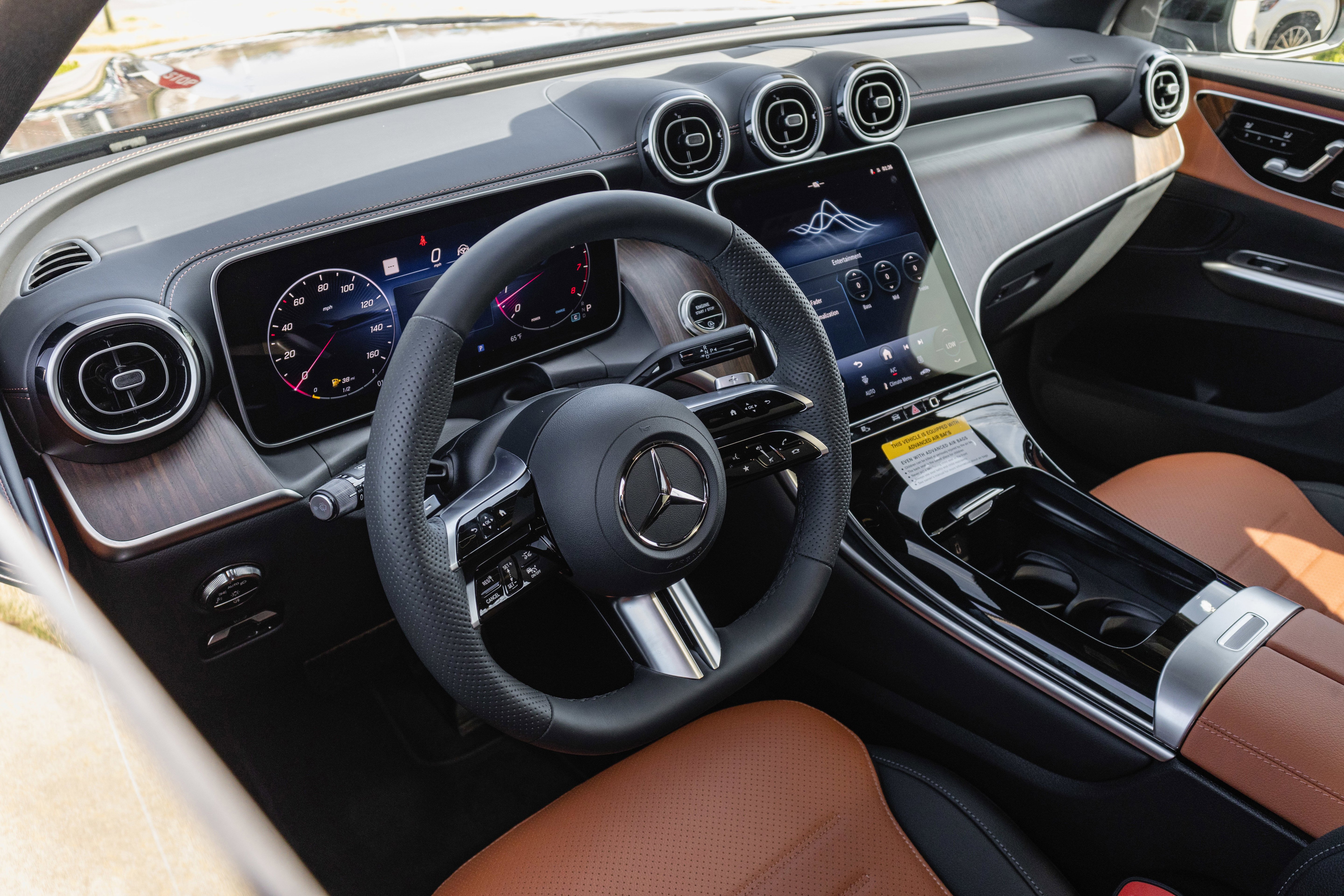 New 2026 Black Mercedes-Benz GLC 300 image 12