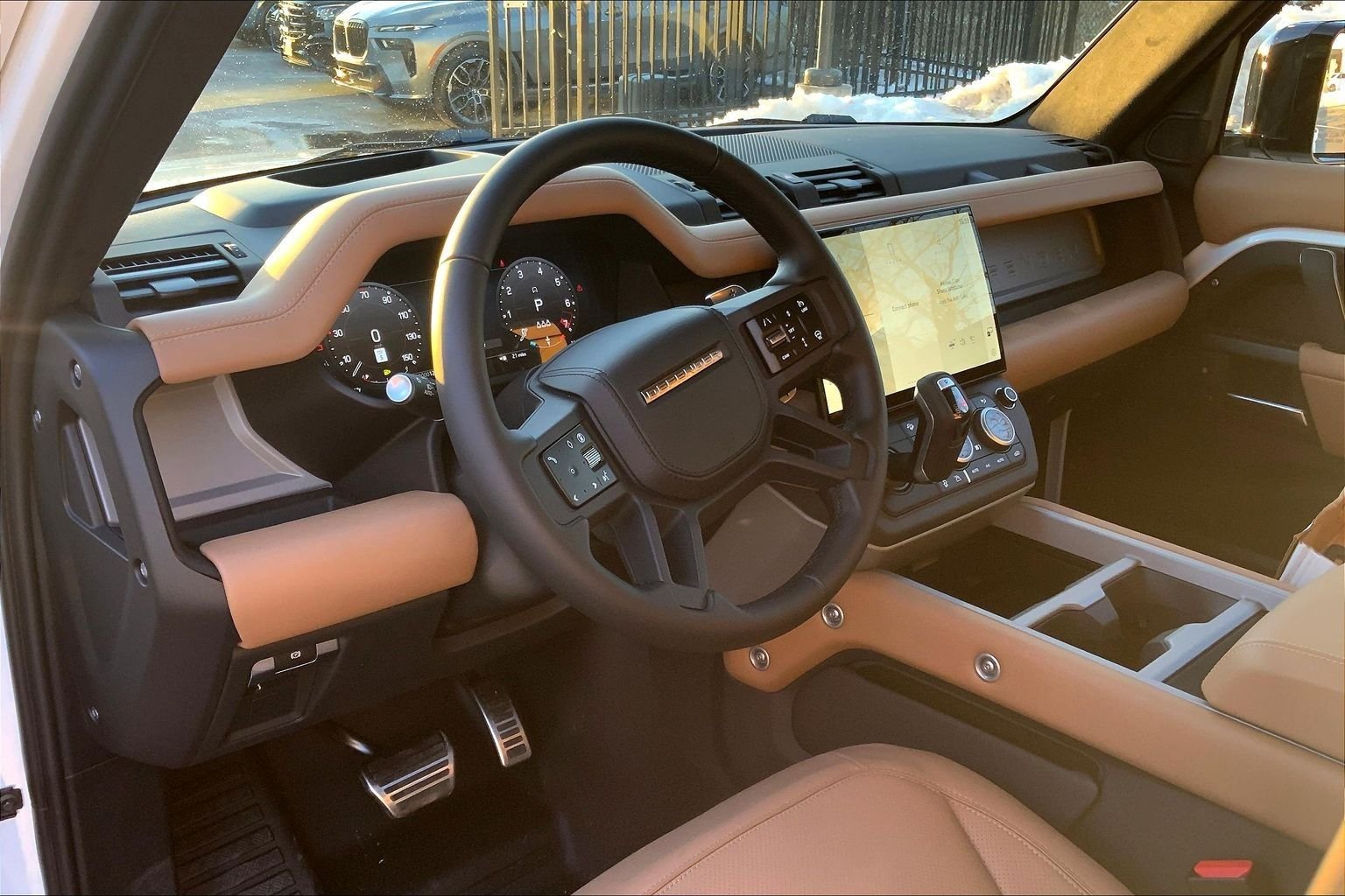 2026 Land Rover Defender V8 - Photo 8