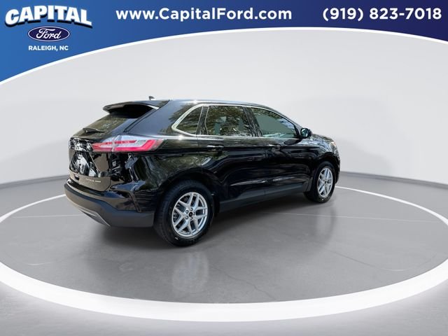 Used 2023 Black Ford SEL image 8