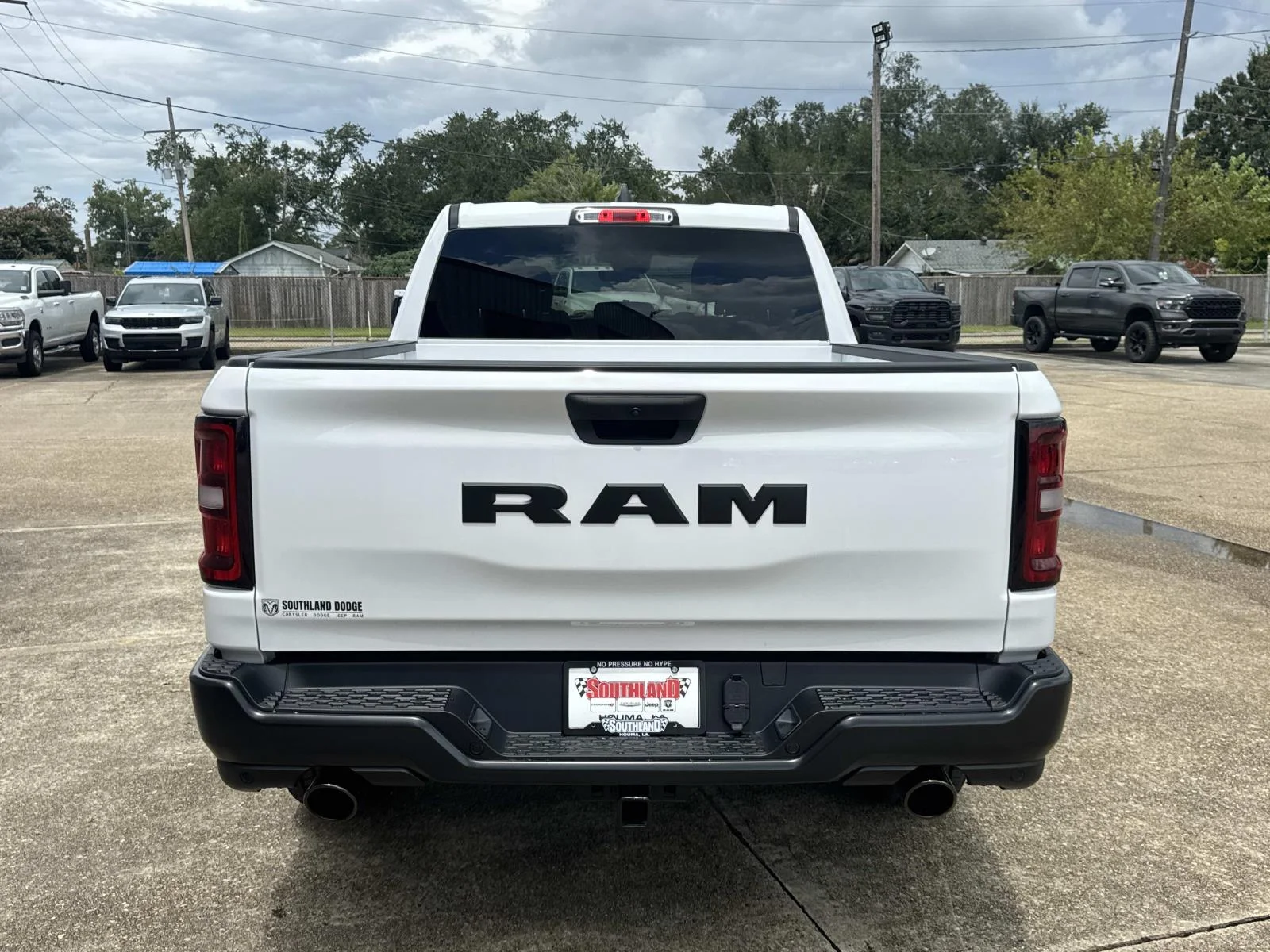 New 2026 Bright White Clearcoat RAM Tradesman image 5