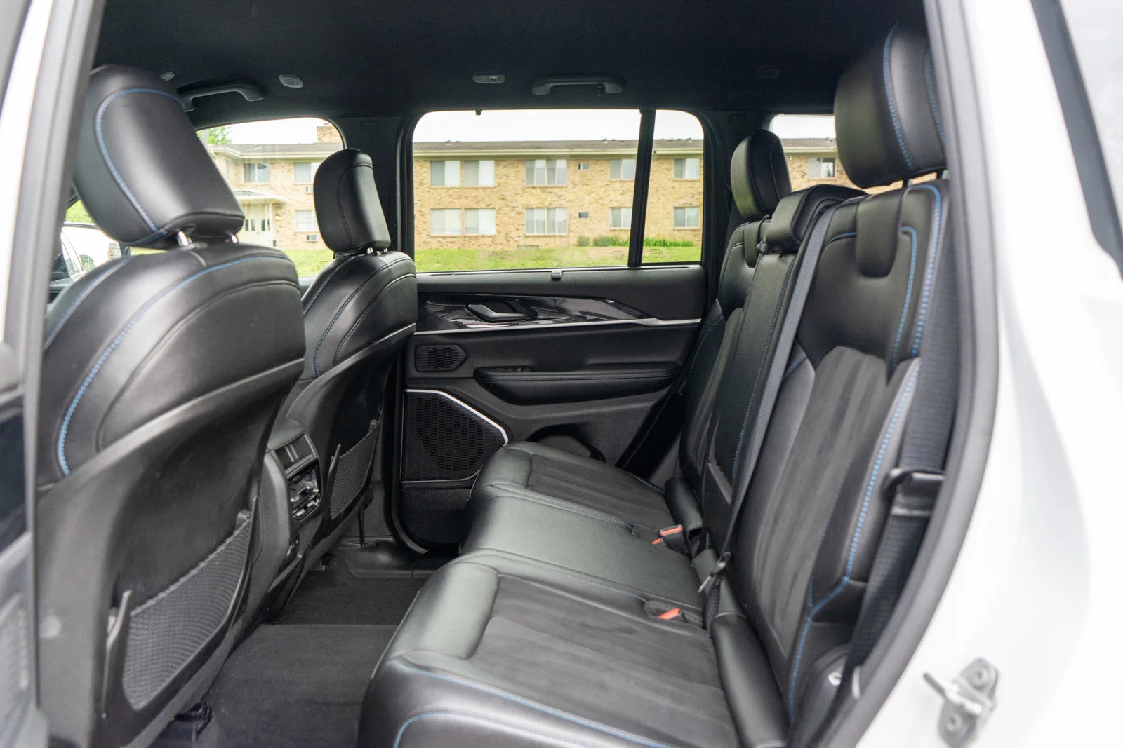 Used 2022 Bright White Clearcoat Jeep Trailhawk 4xe image 30