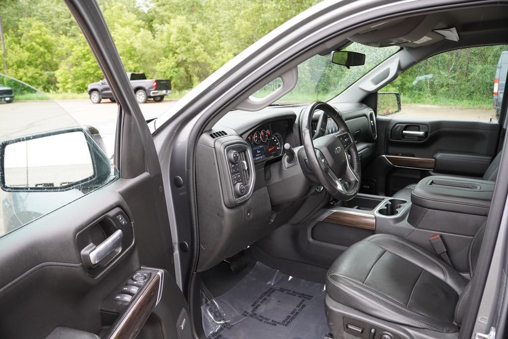 Certified Used 2019 Satin Steel Metallic Chevrolet RST image 15