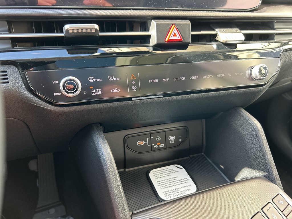 New 2026 Glacial White Pearl Kia SX Prestige image 22