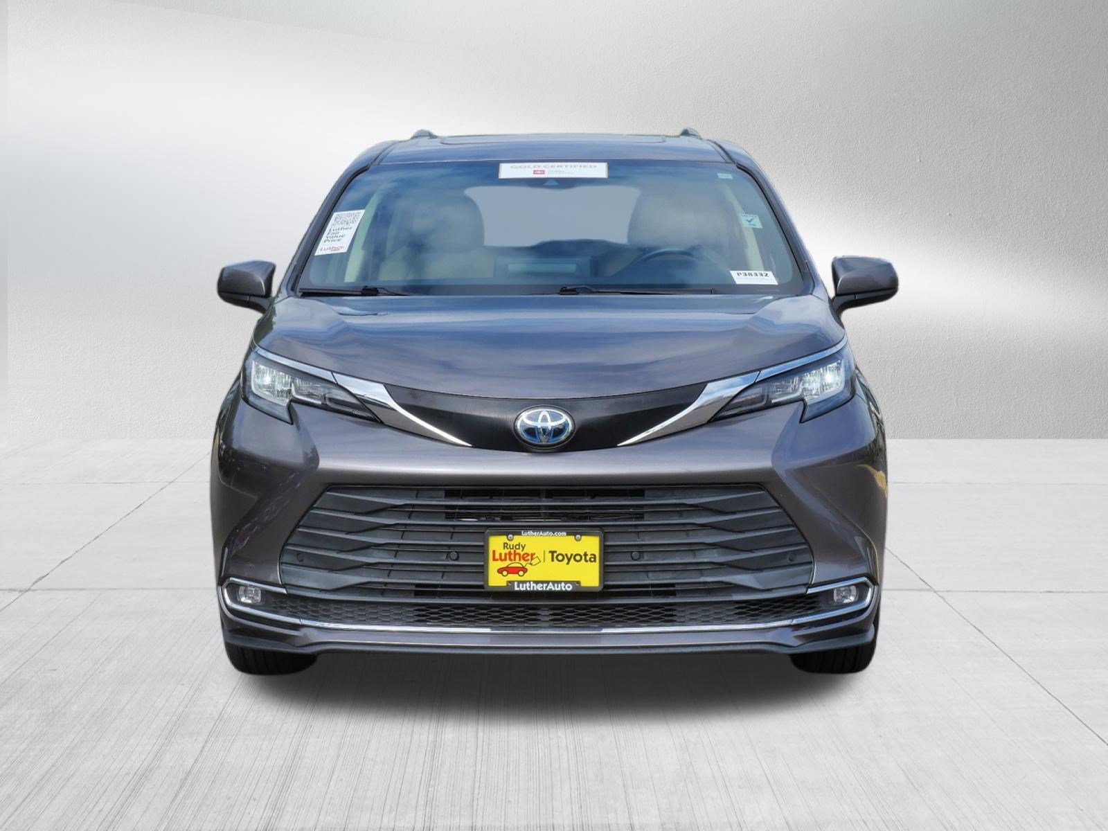 Certified 2023 Toyota Sienna XLE with VIN 5TDJSKFC5PS096338 for sale in Golden Valley, Minnesota