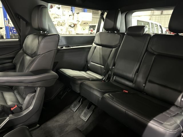 New 2027 Nocturnal Blue Metallic Ford MAX Platinum image 31