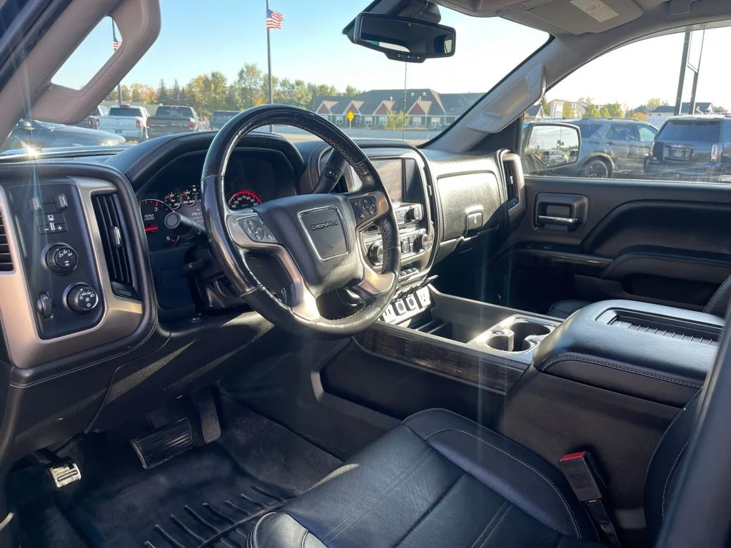Used 2016 Black GMC Denali image 26