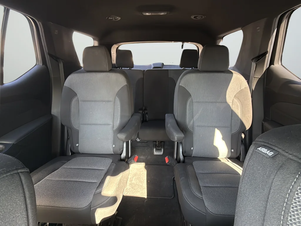 Used 2022 Blue Chevrolet LT image 46