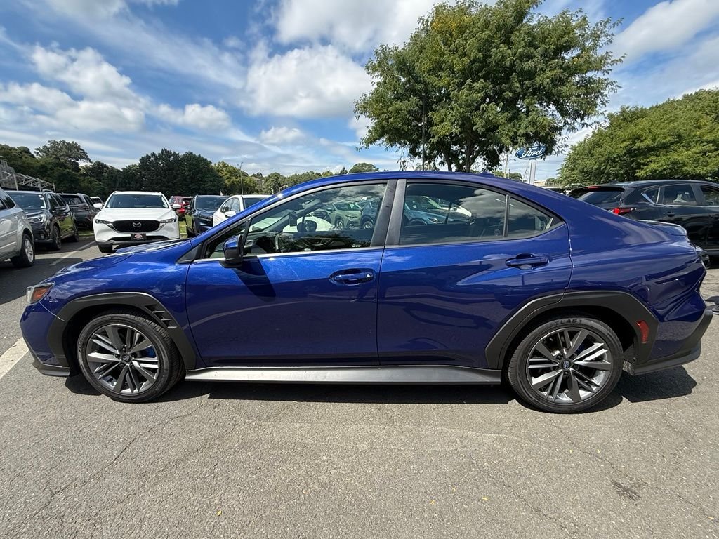 Used 2023 Sapphire Blue Subaru Base image 7