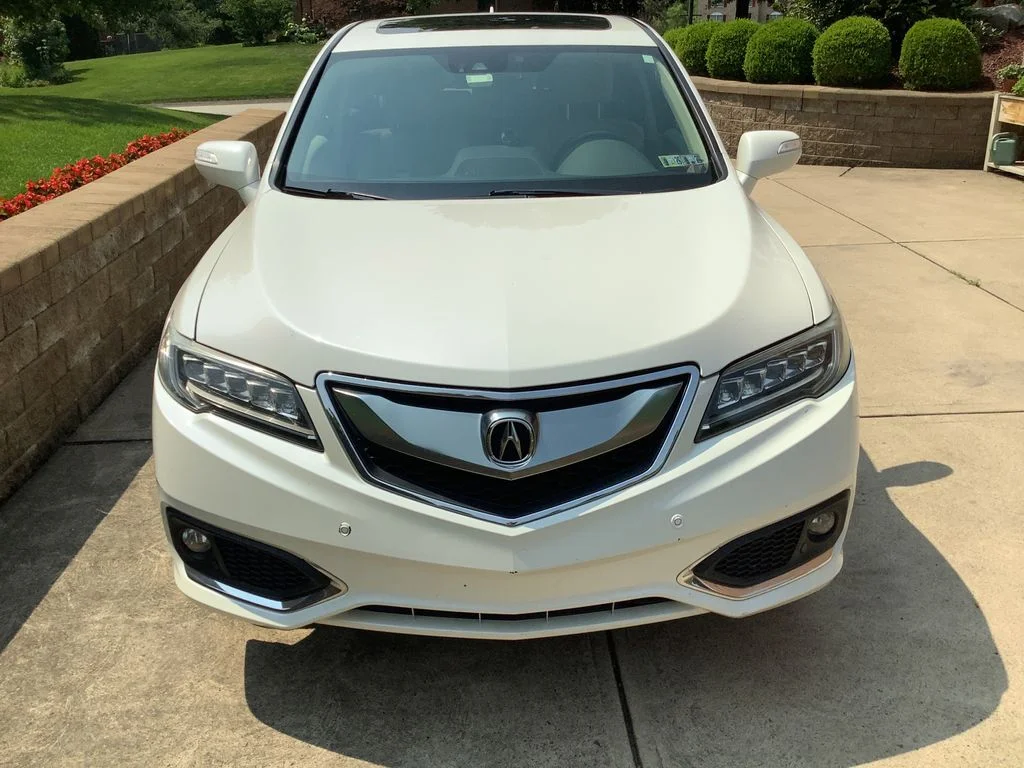 Used 2016 White Diamond Pearl Acura Base image 1