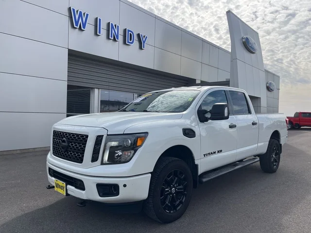 2018 Nissan Titan XD SV