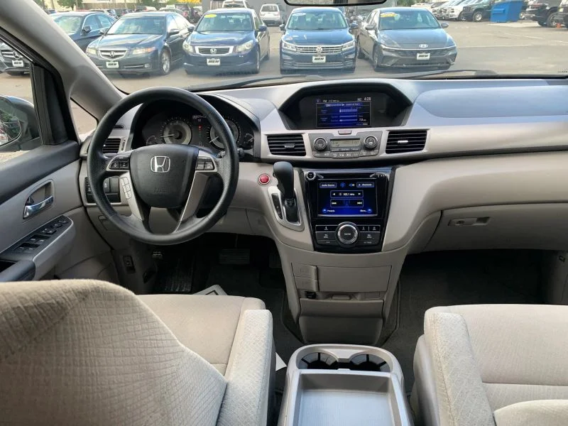 Used 2016 Blue Honda EX Minivan 4D image 29