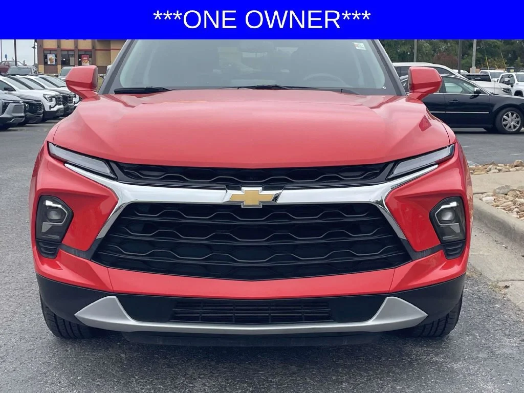 Used 2025 Habanero Orange Chevrolet 2LT image 8