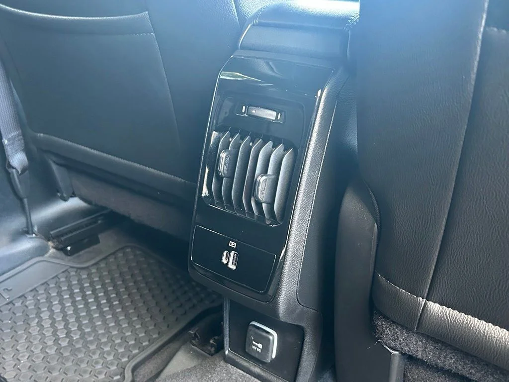 Certified Used 2024 White Jeep Latitude Lux image 41