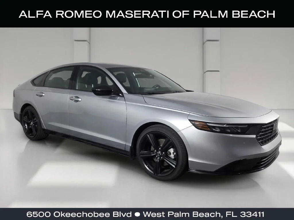Used 2025 Solar Silver Metallic Honda Sport-L image 1