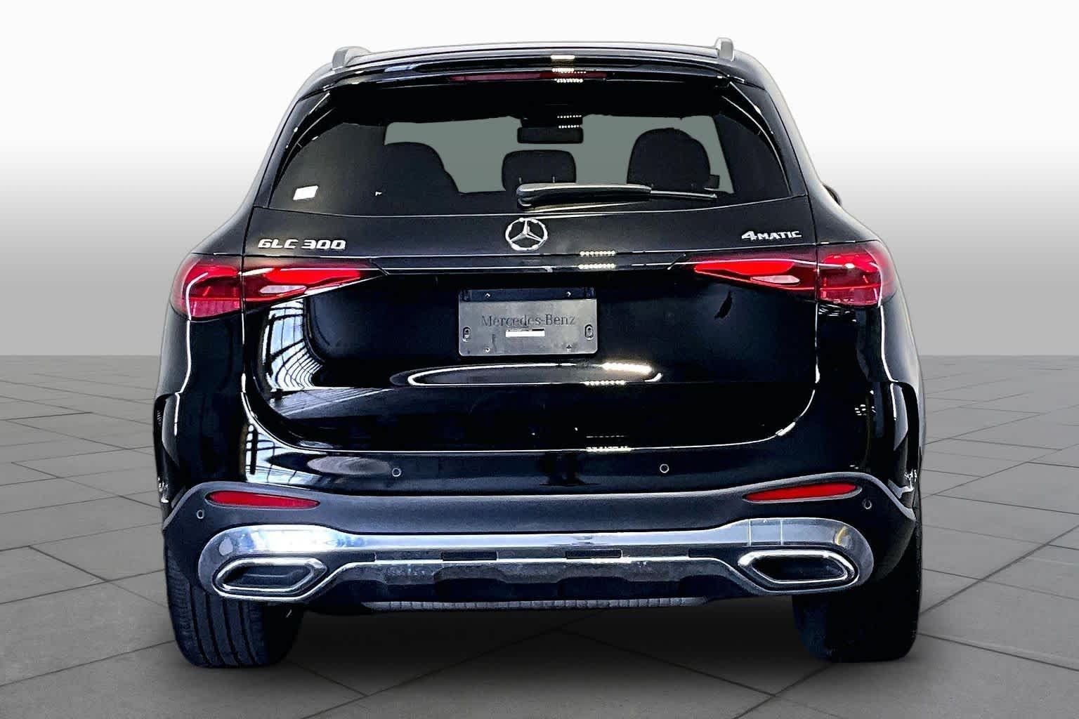 Used 2023 Black Mercedes-Benz GLC 300 image 5