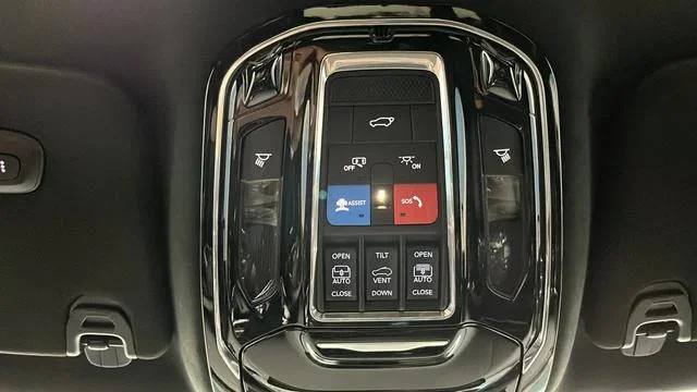 New 2026 High Gloss Black Exterior Paint Jeep Grand Wagoneer image 37