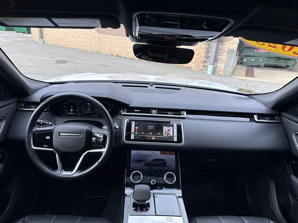Used 2023 White Land Rover S image 18