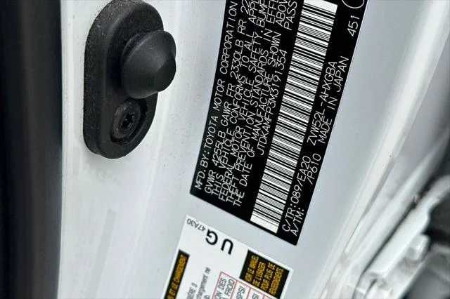 Certified Used 2021 Wind Chill Pearl Toyota  image 30