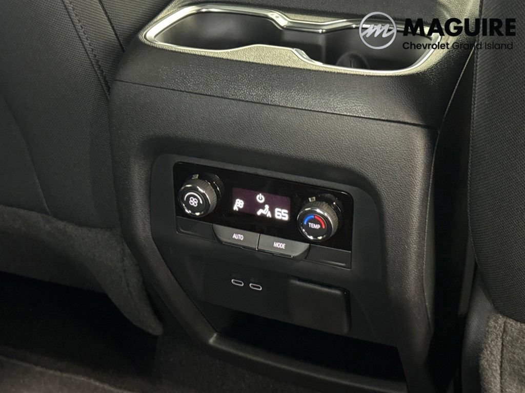 2027 Chevrolet Traverse LT - Photo 28