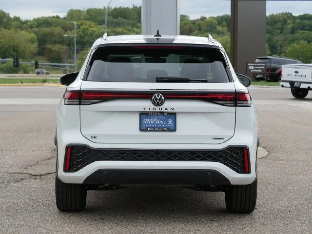 Certified Used 2026 White Volkswagen 2.0T SE R-Line Black image 6