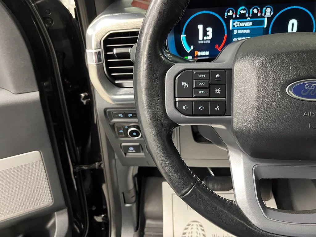 Used 2023 Black Ford Lariat image 29