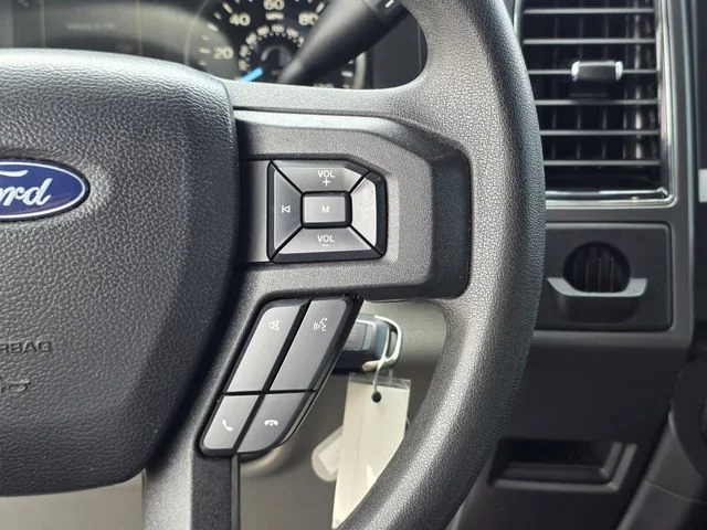 Used 2020 Oxford White Ford XLT image 23