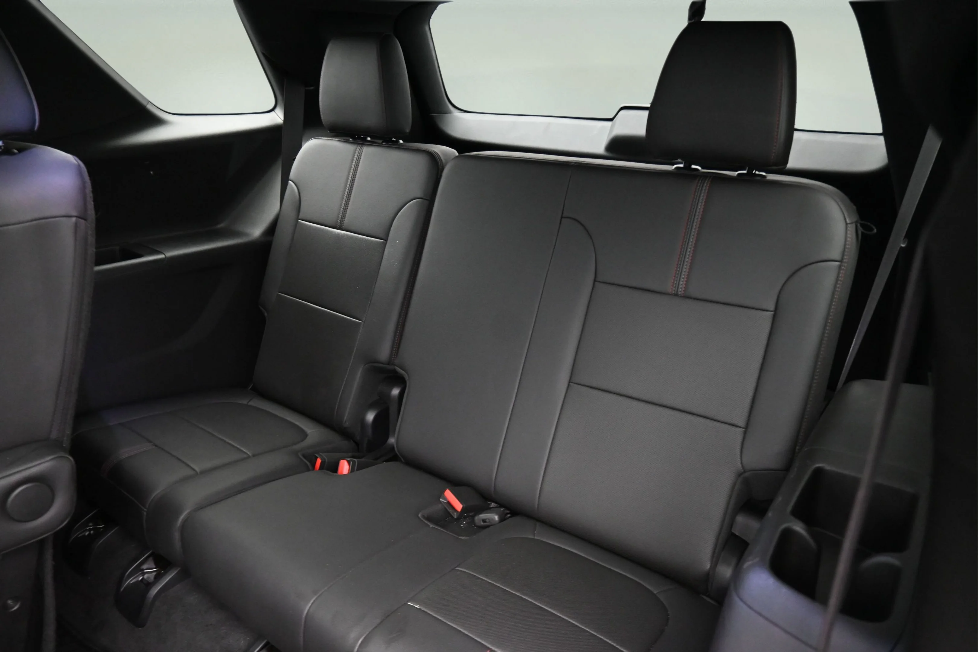 Used 2023 Summit White Chevrolet RS image 13