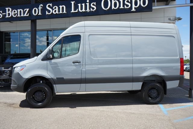 New 2025 Silver+Gray Mercedes-Benz Cargo 144 WB image 37