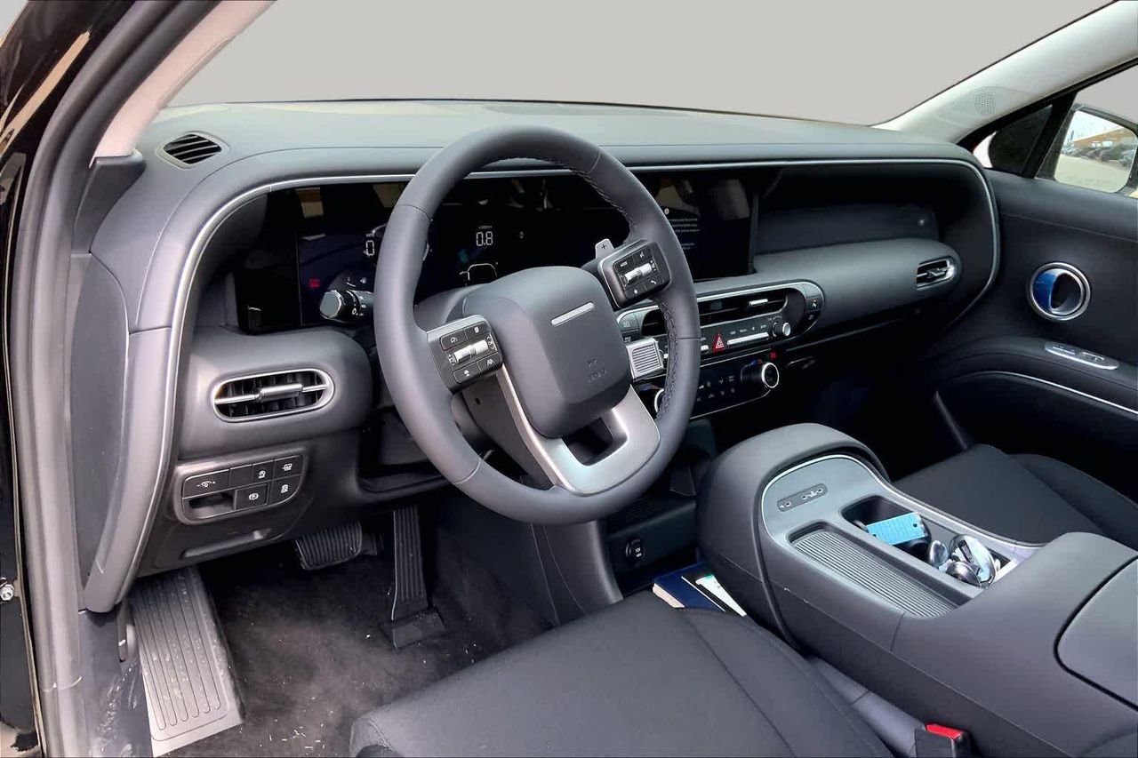 New 2026 Abyss Black Pearl Hyundai SE FWD image 9
