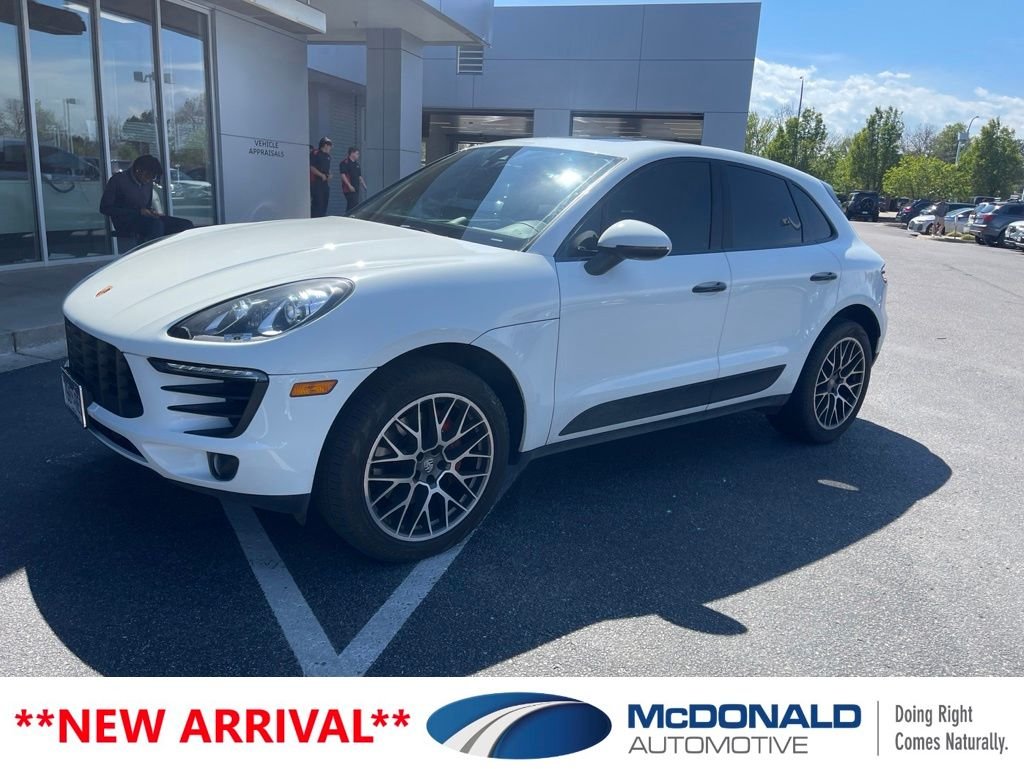 2017 Porsche Macan S's photo
