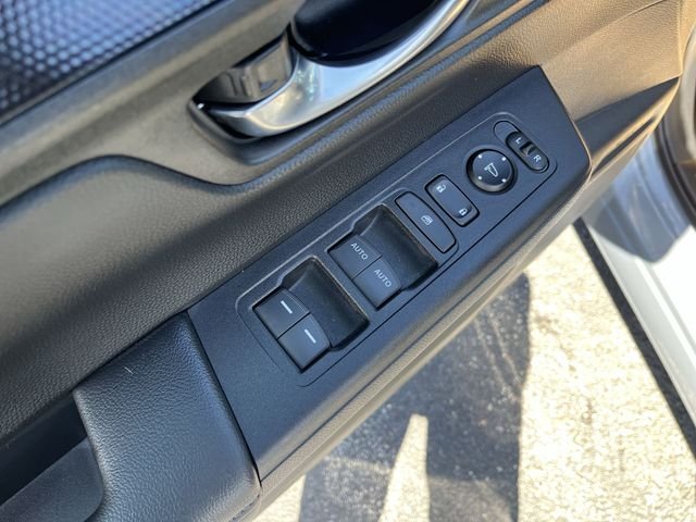 2026 Honda CR-V EX - Photo 17
