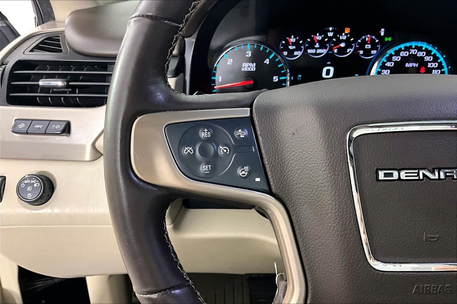 Used 2019 ONYX BLACK GMC Denali image 23