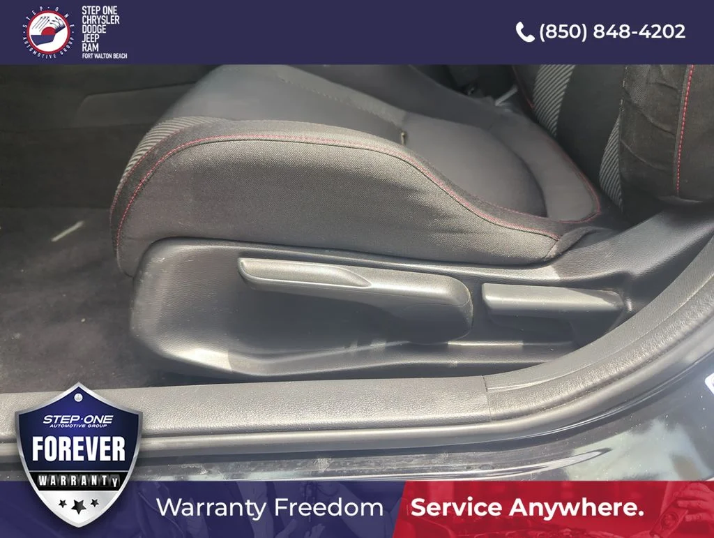 Used 2017 Black Honda Si image 12