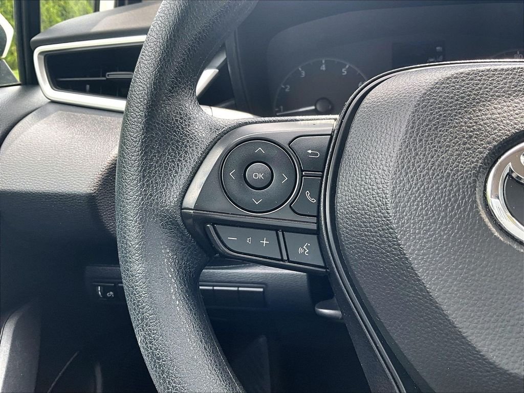 Used 2024 White Toyota LE image 23