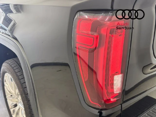 Used 2019 Black GMC Denali image 9