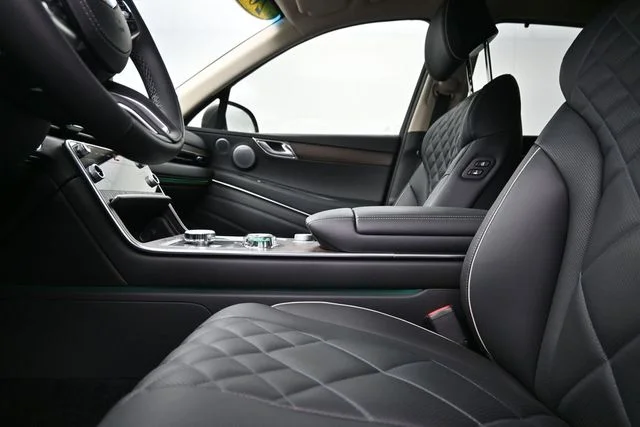 Used 2025 Gray Genesis 3.5T Prestige image 16