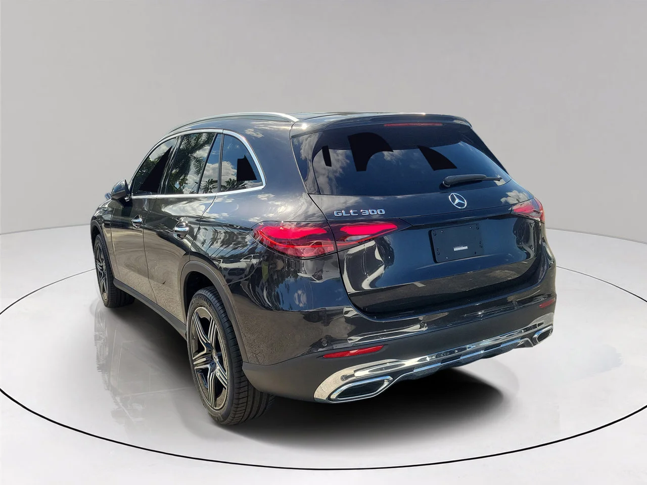 Certified Used 2026 Gray Mercedes-Benz GLC 300 image 6