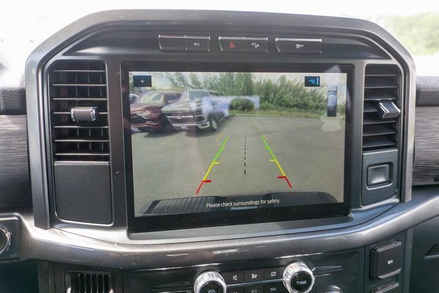 Used 2022 White Metallic Ford XLT image 21