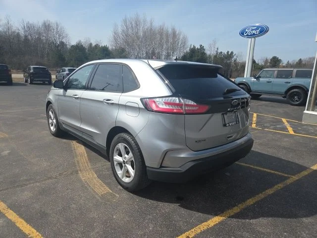 Used 2023 Silver Metallic Ford SE image 8
