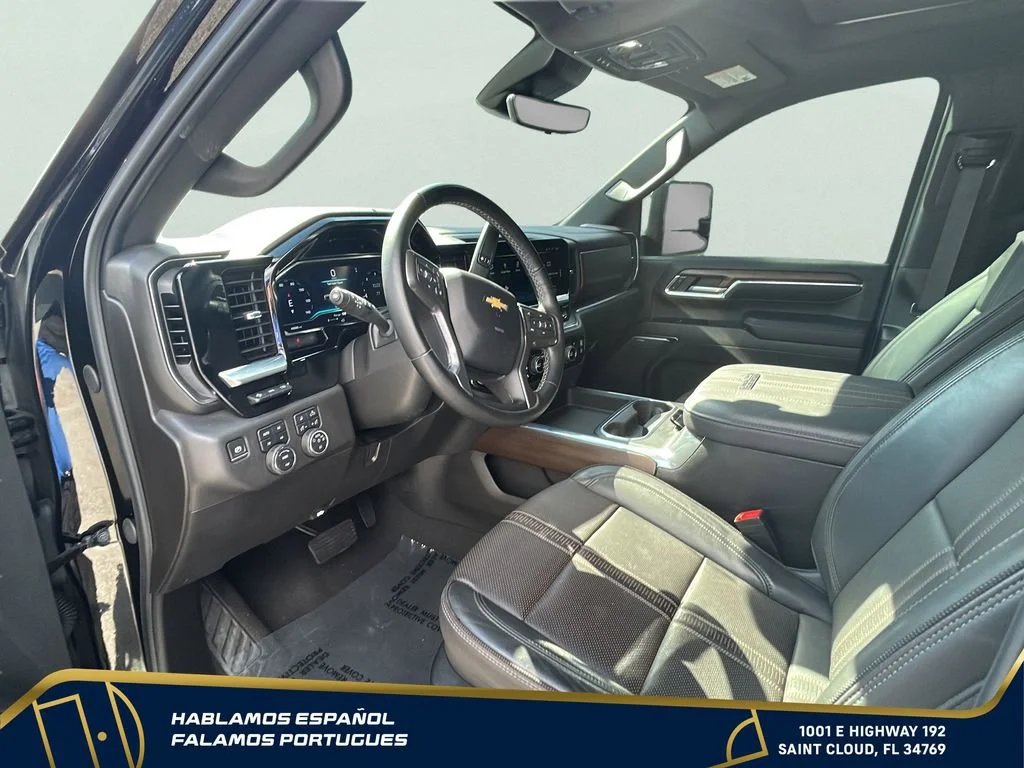 Used 2024 Black Chevrolet High Country image 15