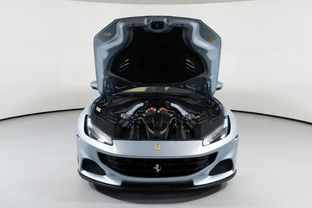 Used 2022 Grigio Alloy Ferrari Base image 9