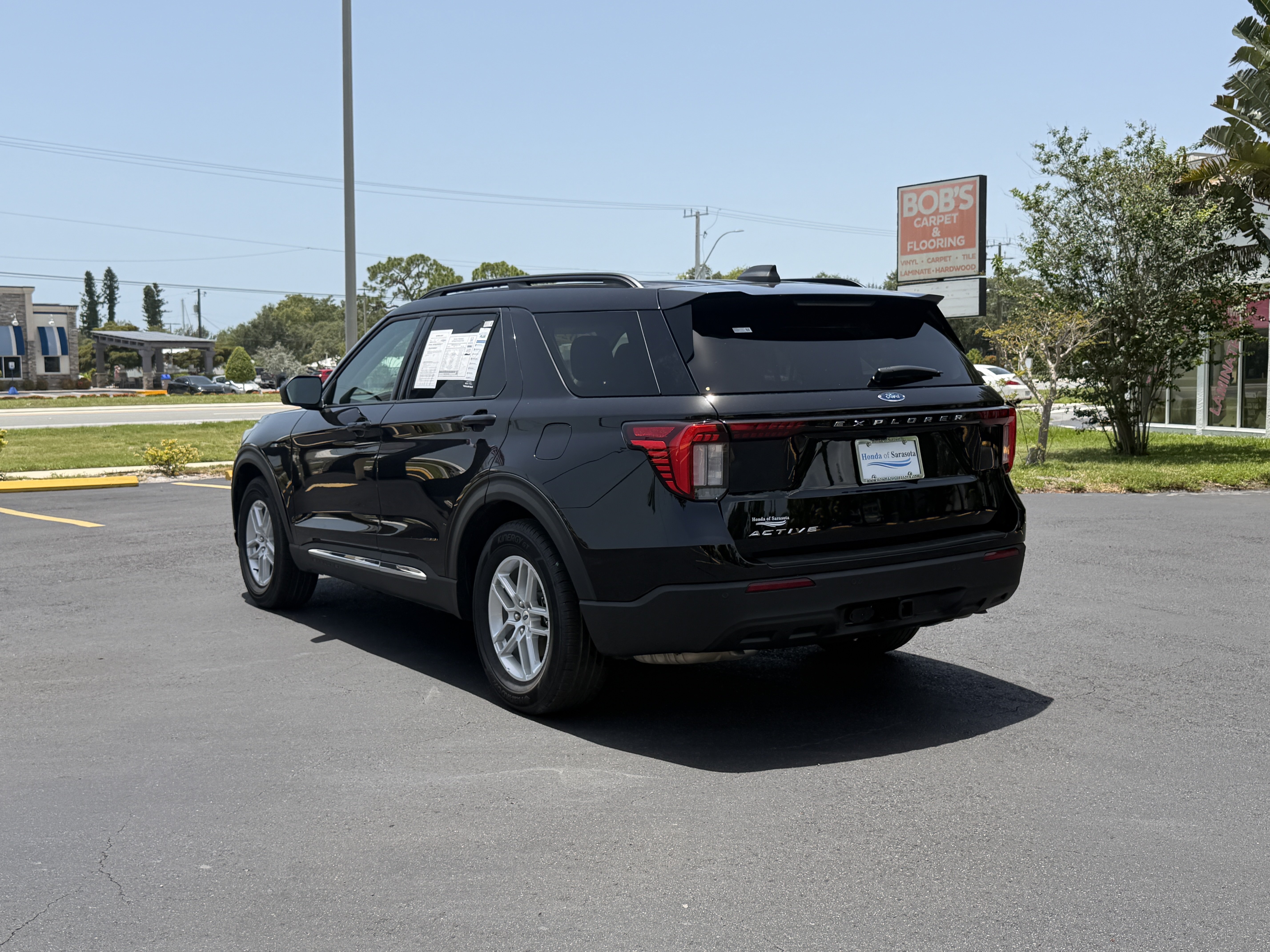 Used 2025 Black Metallic Ford Active image 7