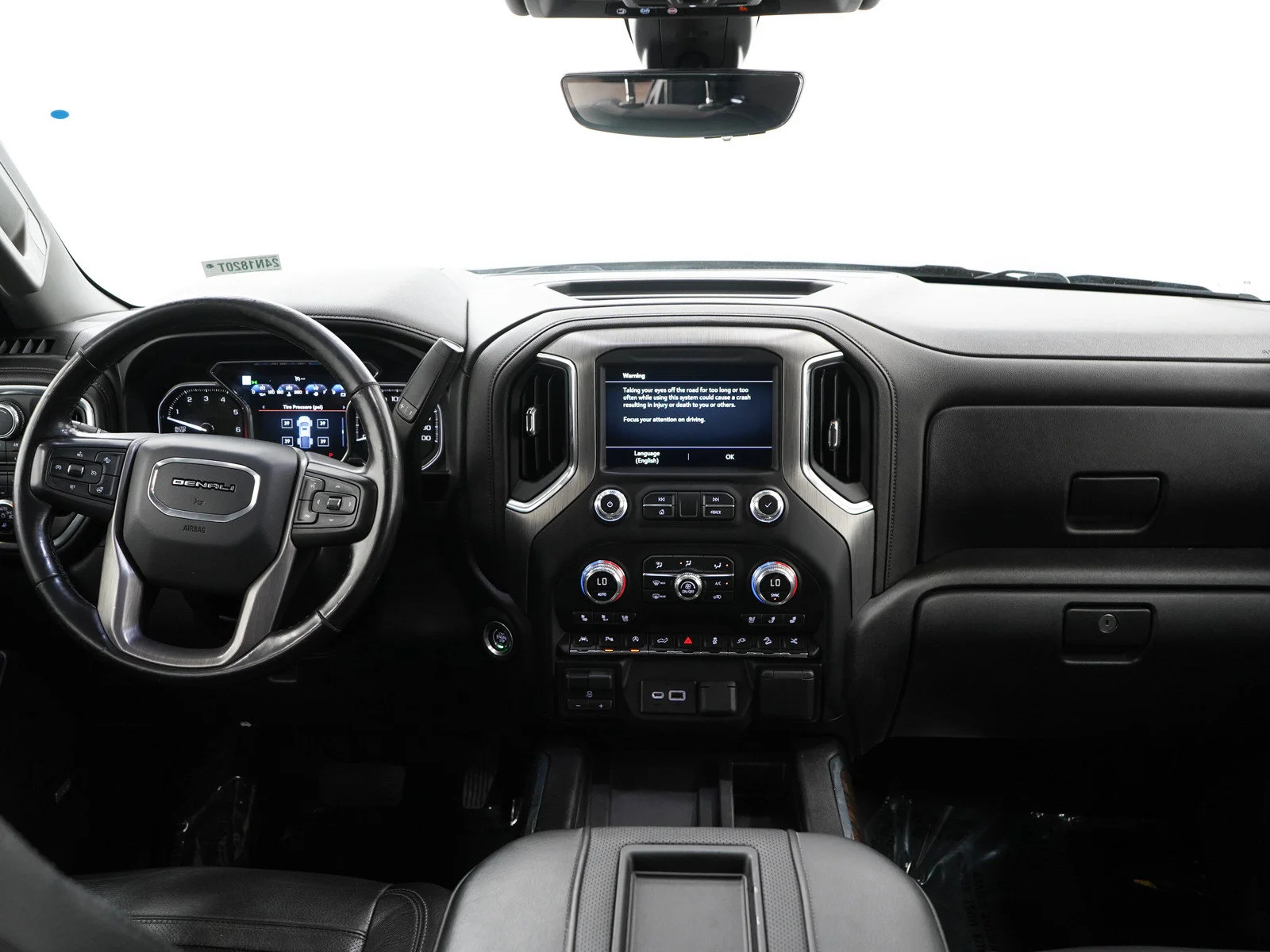 Used 2019 Black GMC Denali image 16
