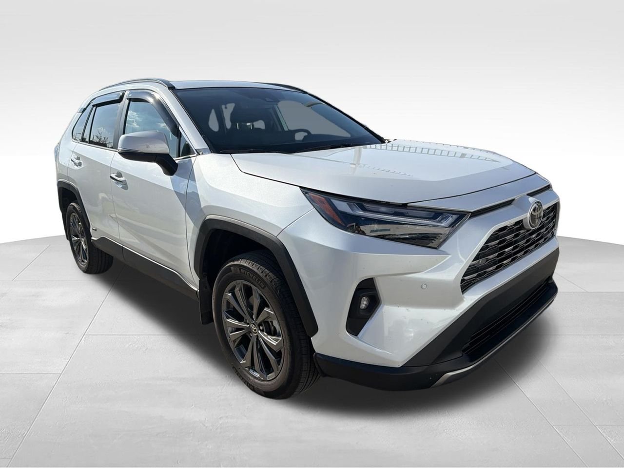 Certified Used 2025 Beige Toyota Limited image 2