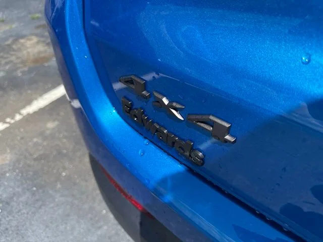 New 2026 Blue Jeep Latitude image 10