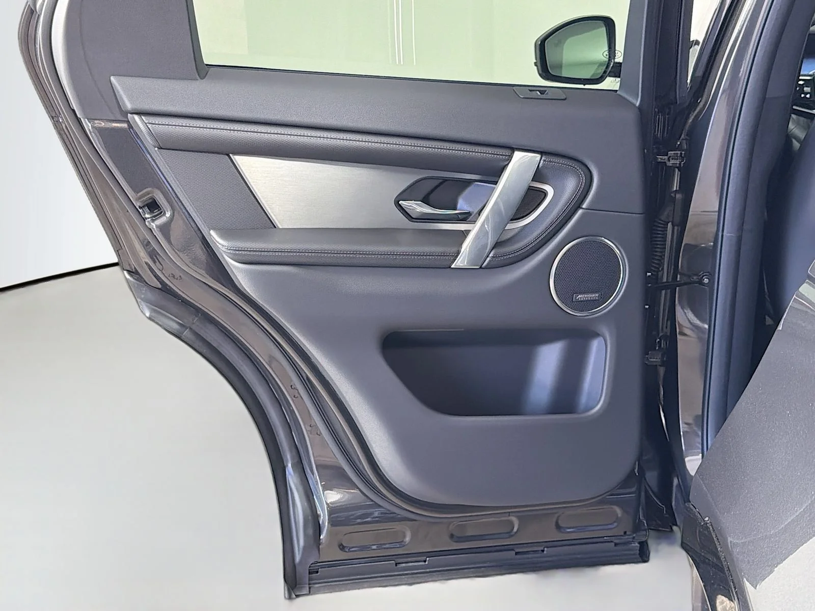 New 2026 Carpathian Gray Land Rover Landmark image 26