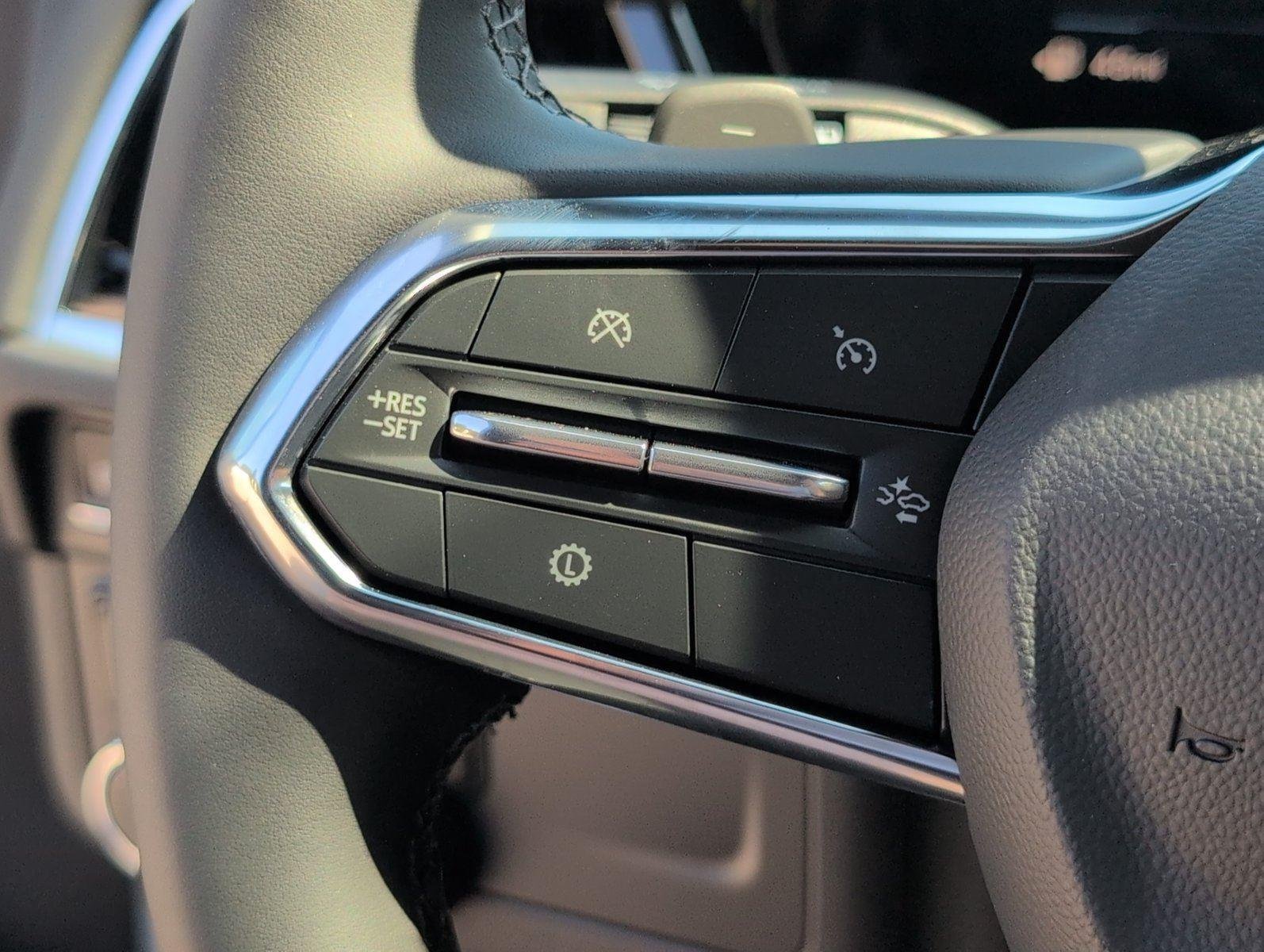 New 2026 Summit White Chevrolet LT image 29