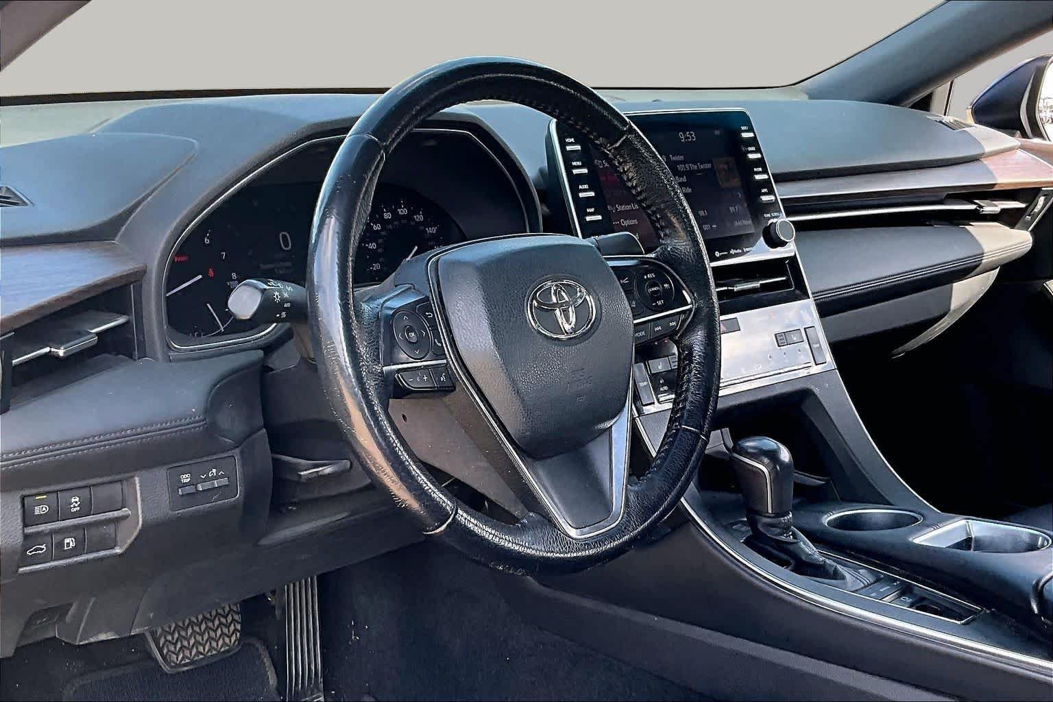 Used 2020 Parisian Night Pearl Toyota XLE image 16