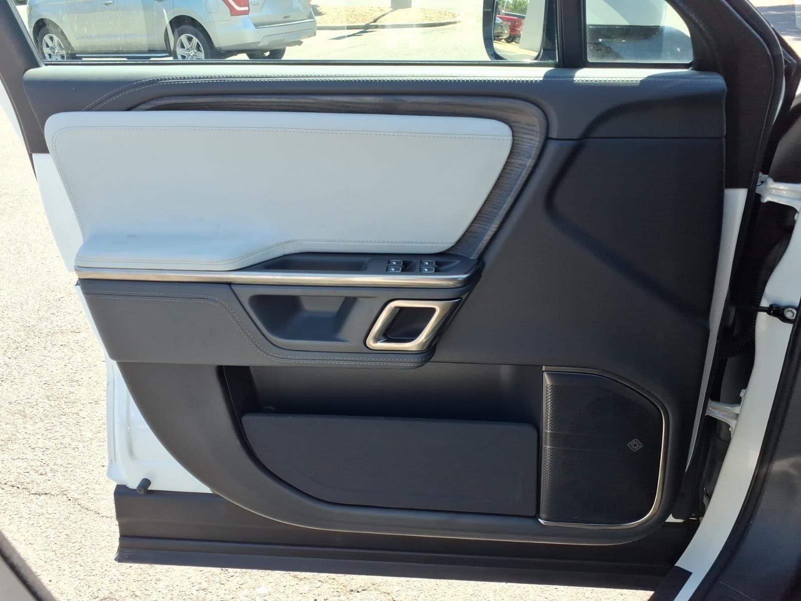 Used 2024  Rivian Adventure image 27