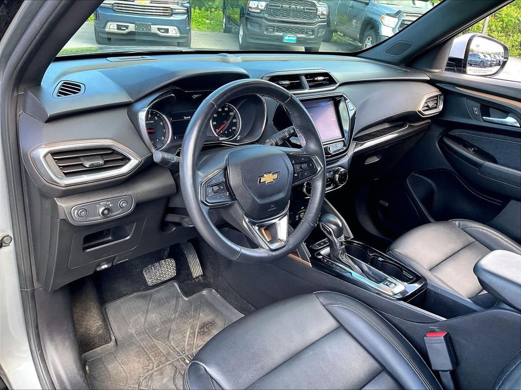 Used 2023 Sterling Gray Metallic Chevrolet ACTIV image 8